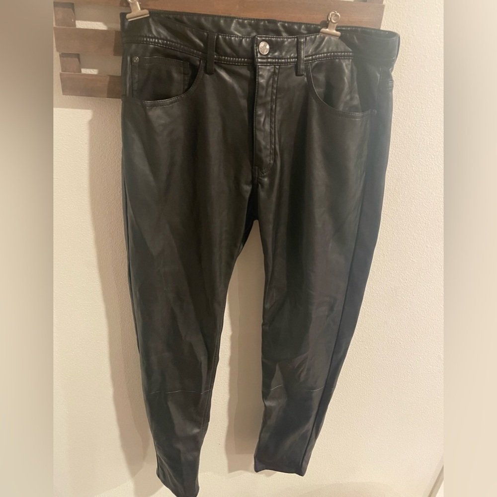 Zara Black Faux‎ Leather Pants Size 30